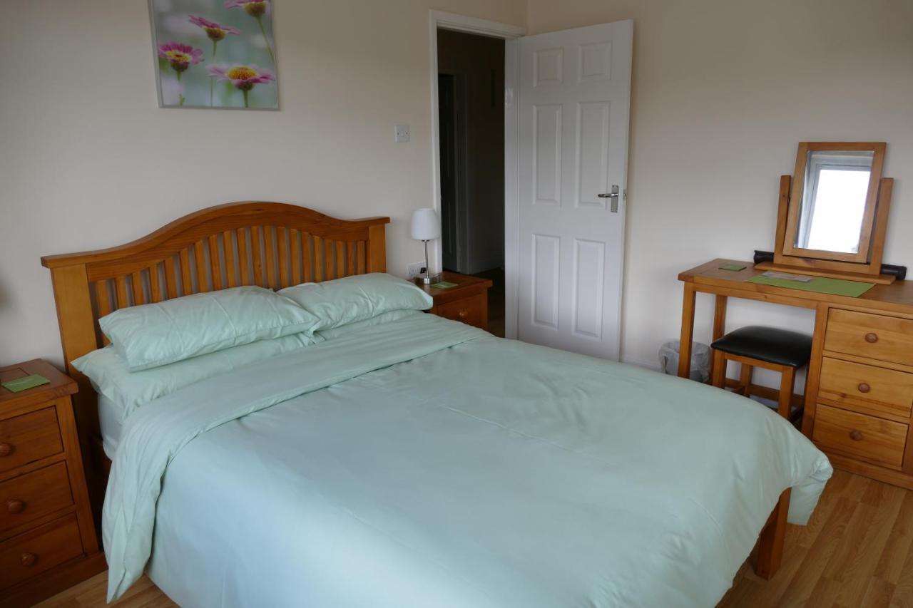 Coalpit Heath Magnolia Self Contained Suites מראה חיצוני תמונה